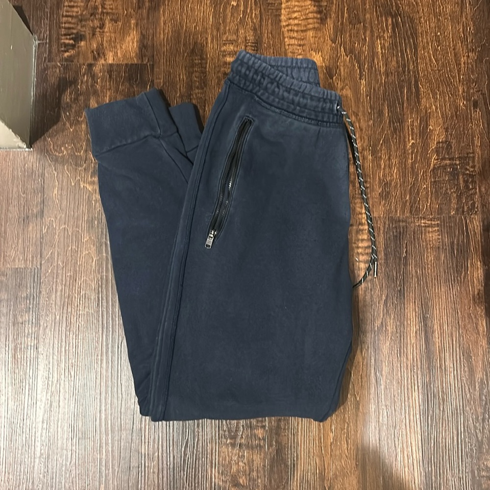 American Eagle navy blue joggers